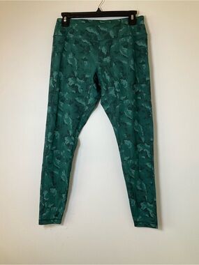 5.11 Tactical Green Camo Athletic Leggings Medium